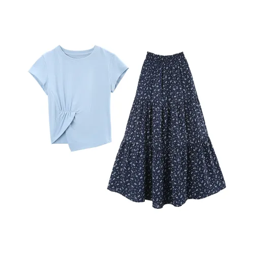 Комплект с юбкой A Paradise For Awakening для женщин