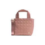 Телесно-розовый