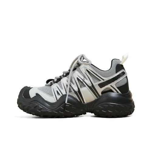 A Poinsettia Princess Casual Женские