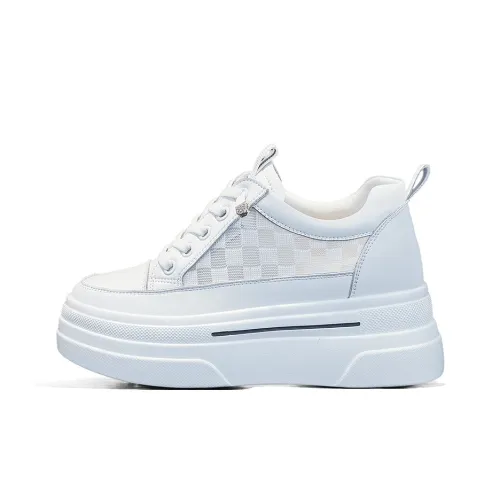 A Poinsettia Princess Casual Женские