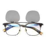 Прозрачно-серый + С, откидная крышка, накладные линзы