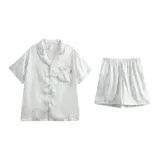 Светло-зеленый