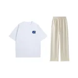 Белый топ + хаки штаны