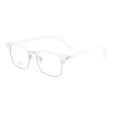 Прозрачный