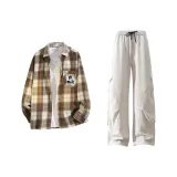 Хаки клетка + светло-серые штаны