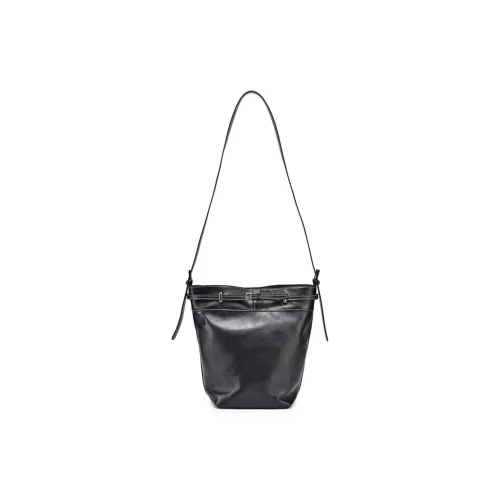 AQUASCUTUM Сумки через плечо Женские