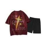 Бордовый топ, черные штаны