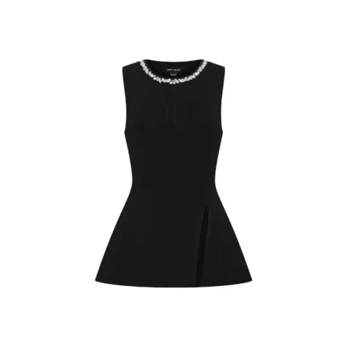 URBAN REVIVO Глубокий черный Женские футболки