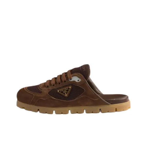 PRADA Домашние тапочки Женские Коричневый