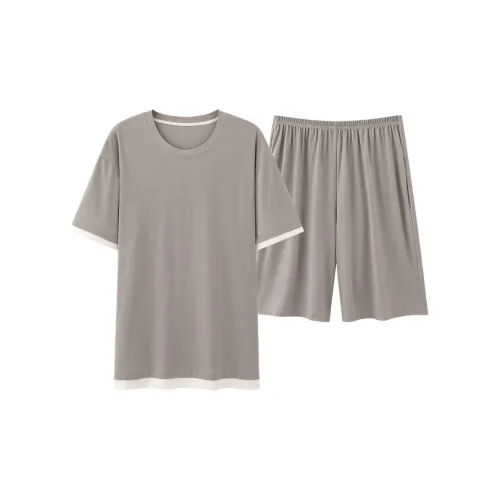 Удобный и освежающий комплект пижам для мужчин