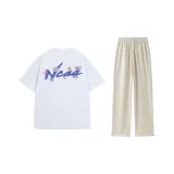 Белый топ + хаки штаны