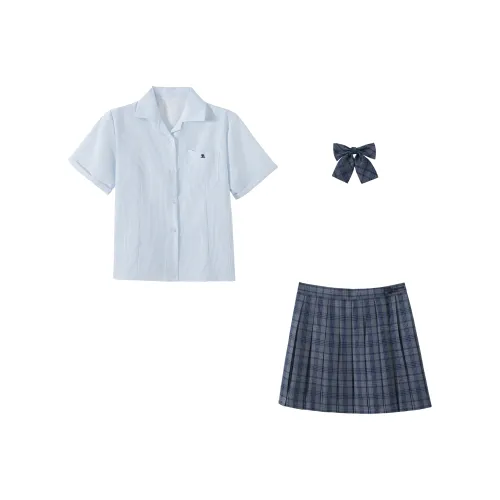 KAZAN Светло-синий Трехпредметный Набор Светло-синий Полосатый Вышитая Рубашка + Темно-серая Плиссированная Юбка + Темно-серый Галстук-бабочка Женская Униформа