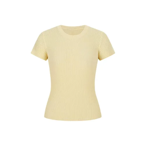 SKYA Желтые Женские Футболки