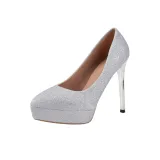 Серебристый