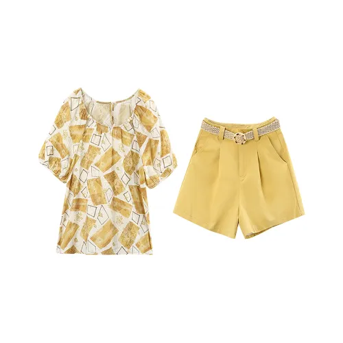 A paradise for awakening Повседневный костюм женский