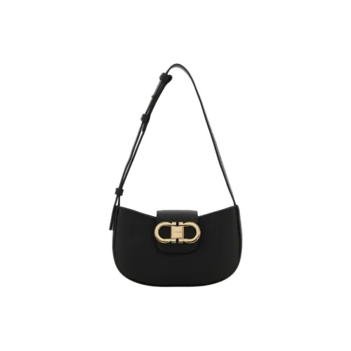 FERRAGAMO GANCINI Телячья кожа Сумка через плечо Женская Черная