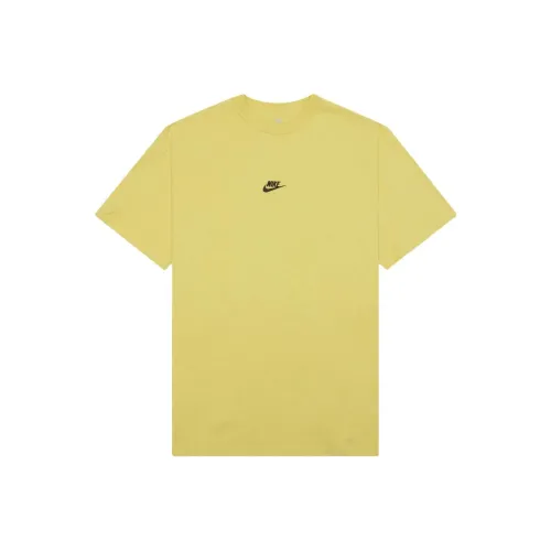 Nike Clothing Желтая Мужская Футболка