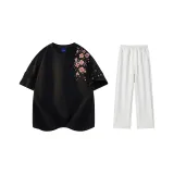 Комплект одежды (Черная футболка + Белые штаны с серым фотинией, повседневные штаны)