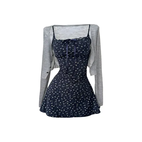 ETSE Женские Комплекты с юбкой