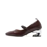 Коричневый