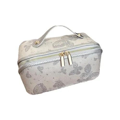 Gentle welcome Макияж и дорожные косметички для женщин