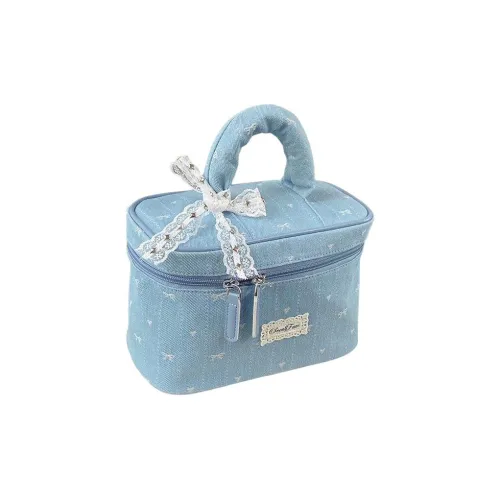 Gentle welcome Макияж и дорожные косметички для женщин