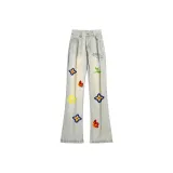 Грязно-желтый