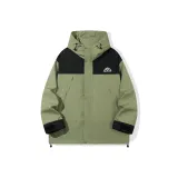 Армейский зеленый