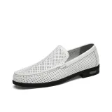 Белый вырез