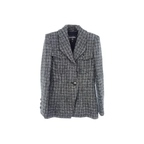 CHANEL 19P Куртки и пальто женские серый черный