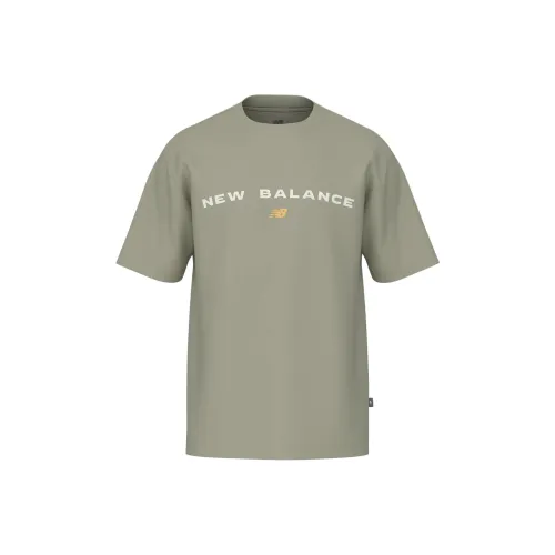 New Balance Оливково-зеленые Мужские T-рубашки