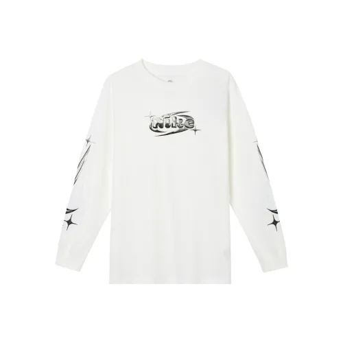 NIKE Белые Женские Футболки