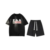 Чёрный топ + чёрные шорты