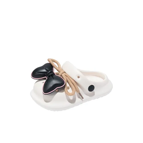 Хелло Китти Резистентные Тапочки Черные Детские