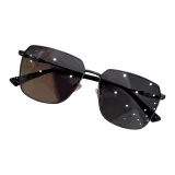 Черная оправа с черно-серыми линзами