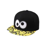 Черный, большой, с разрезом, глаза