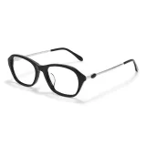 Ярко-черный