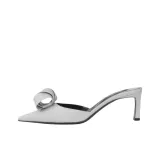 Серебристый