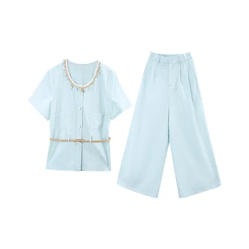 A paradise for awakening Повседневный костюм женский