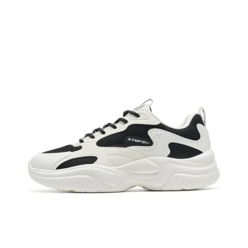 XTEP Легкий и Износостойкий Низкий Топ Casual Женский Парусный Белый Черный