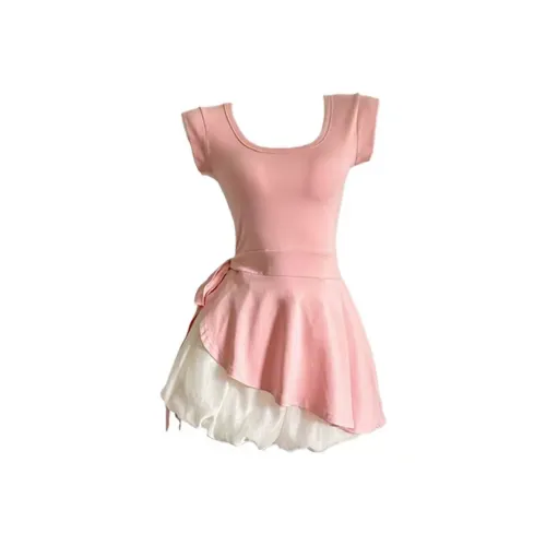 HeartyBite Женские Комплекты с юбкой