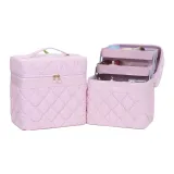 Сжатые пузырьки клетчатого розового цвета