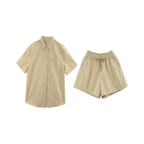 A paradise for awakening Повседневный костюм женский