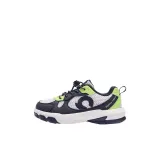 Чёрный, белый, зелёный.