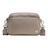 Теплый серый