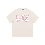 Светлый бежево-абрикосовый.