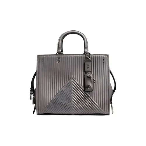 COACH Rogue Клатчи Женские