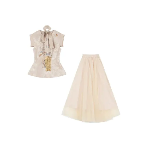 AURORA MUSE Женские комплекты с юбкой