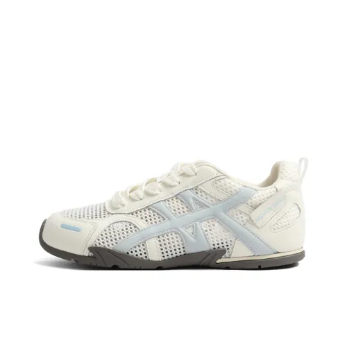 CENTRAL KITTY Низкий топ Повседневная обувь Женская