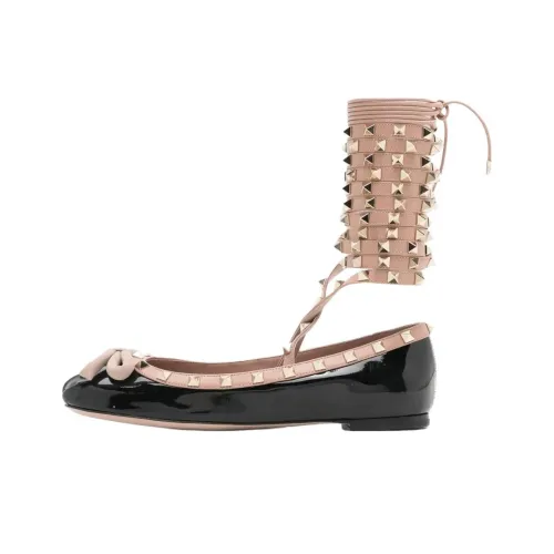 Valentino Garavani Rockstud Casual Women's Black Валиентино Гаравани Рокстуд Повседневный Женский Черный